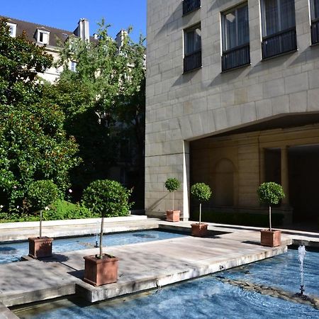 Assia & Nathalie - Luxury B&B Marais Paris Exteriör bild
