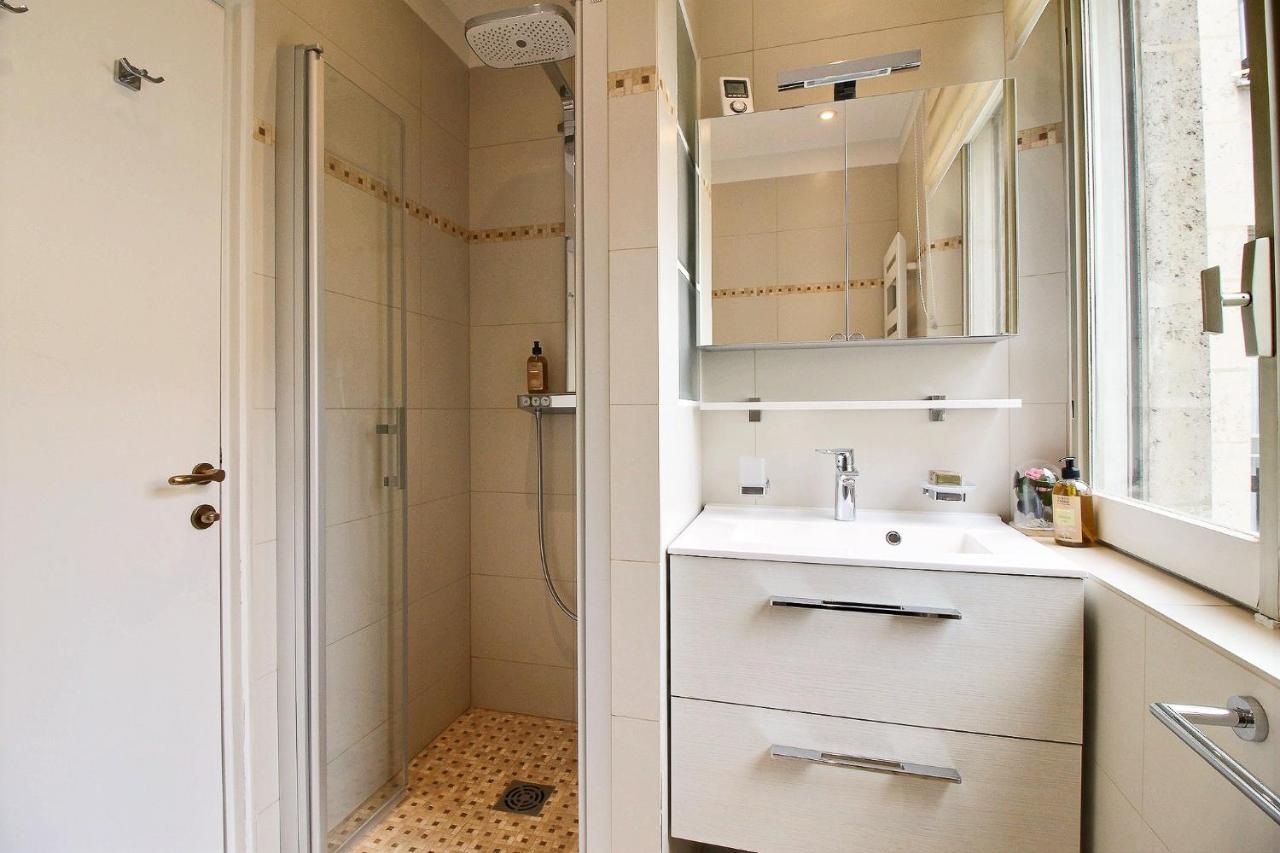 Assia & Nathalie - Luxury B&B Marais Paris Exteriör bild