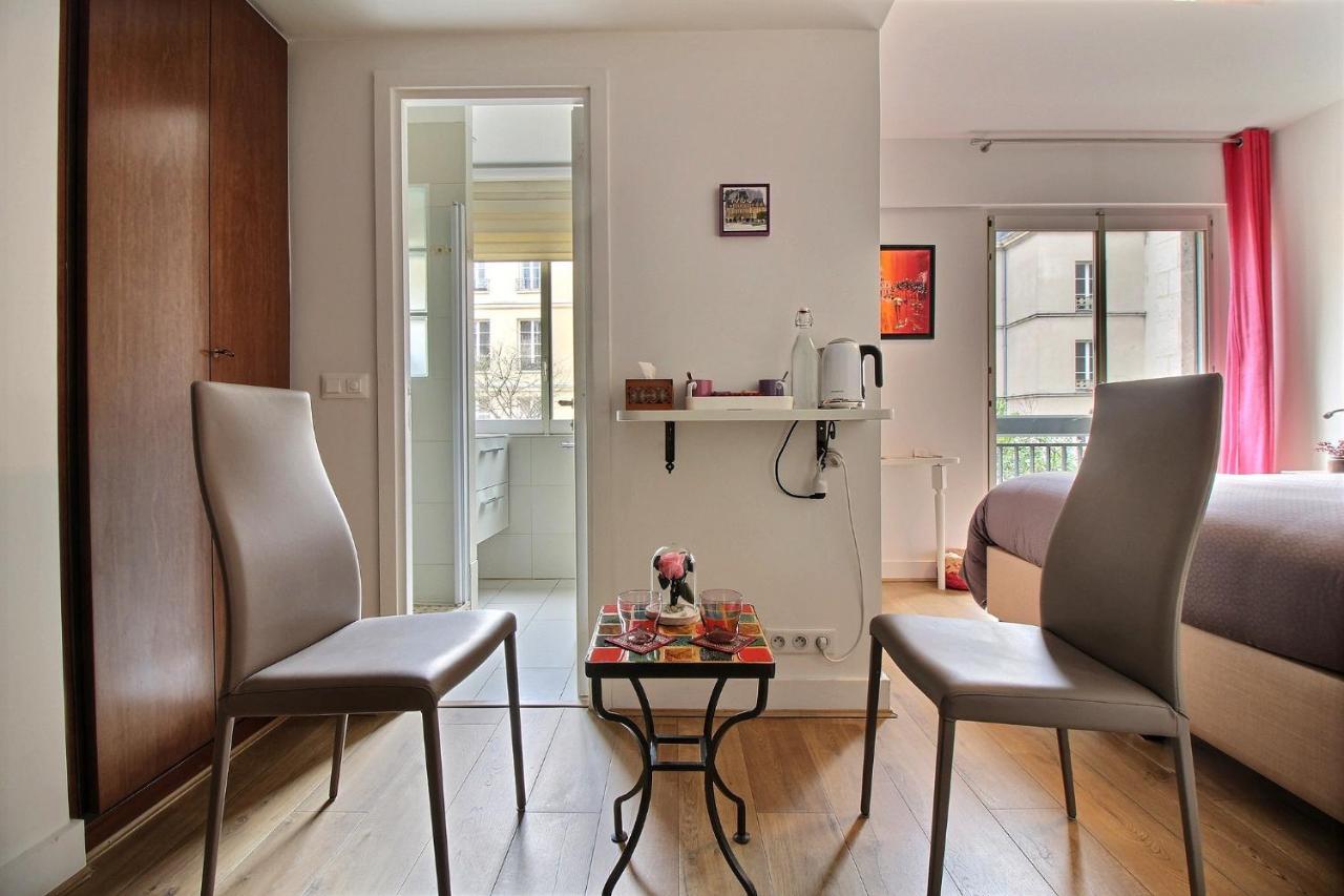 Assia & Nathalie - Luxury B&B Marais Paris Exteriör bild